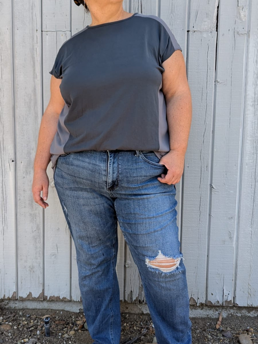 Contour Tee
