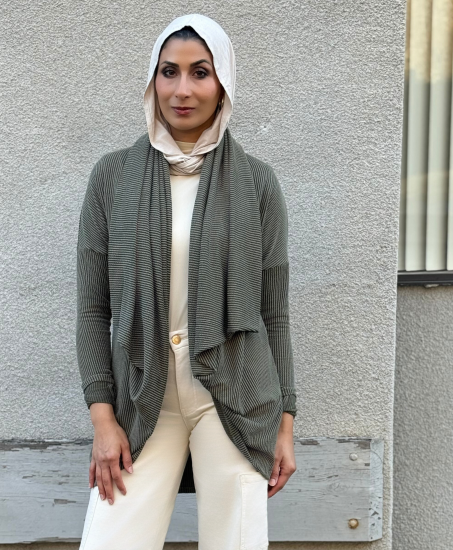 Criss Cross Cozy Sauce Cardigan -Frozen Fir