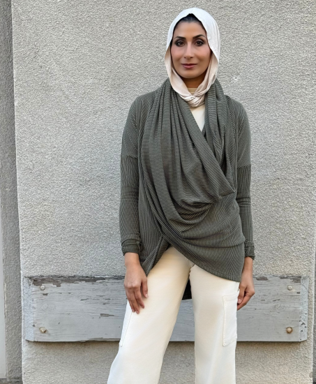 Criss Cross Cozy Sauce Cardigan -Frozen Fir